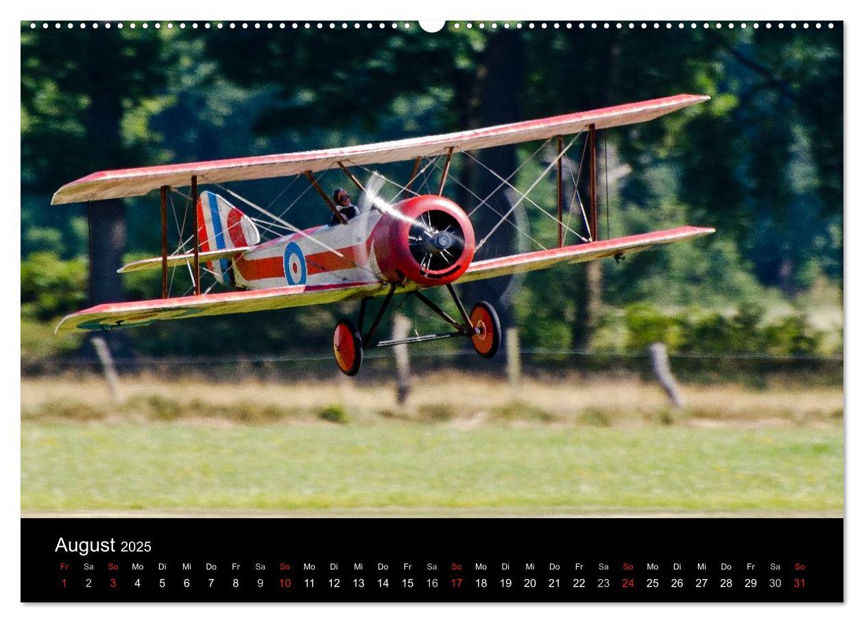 Bild: 9783435739578 | Modellflieger / CH-Version (Wandkalender 2025 DIN A2 quer),...