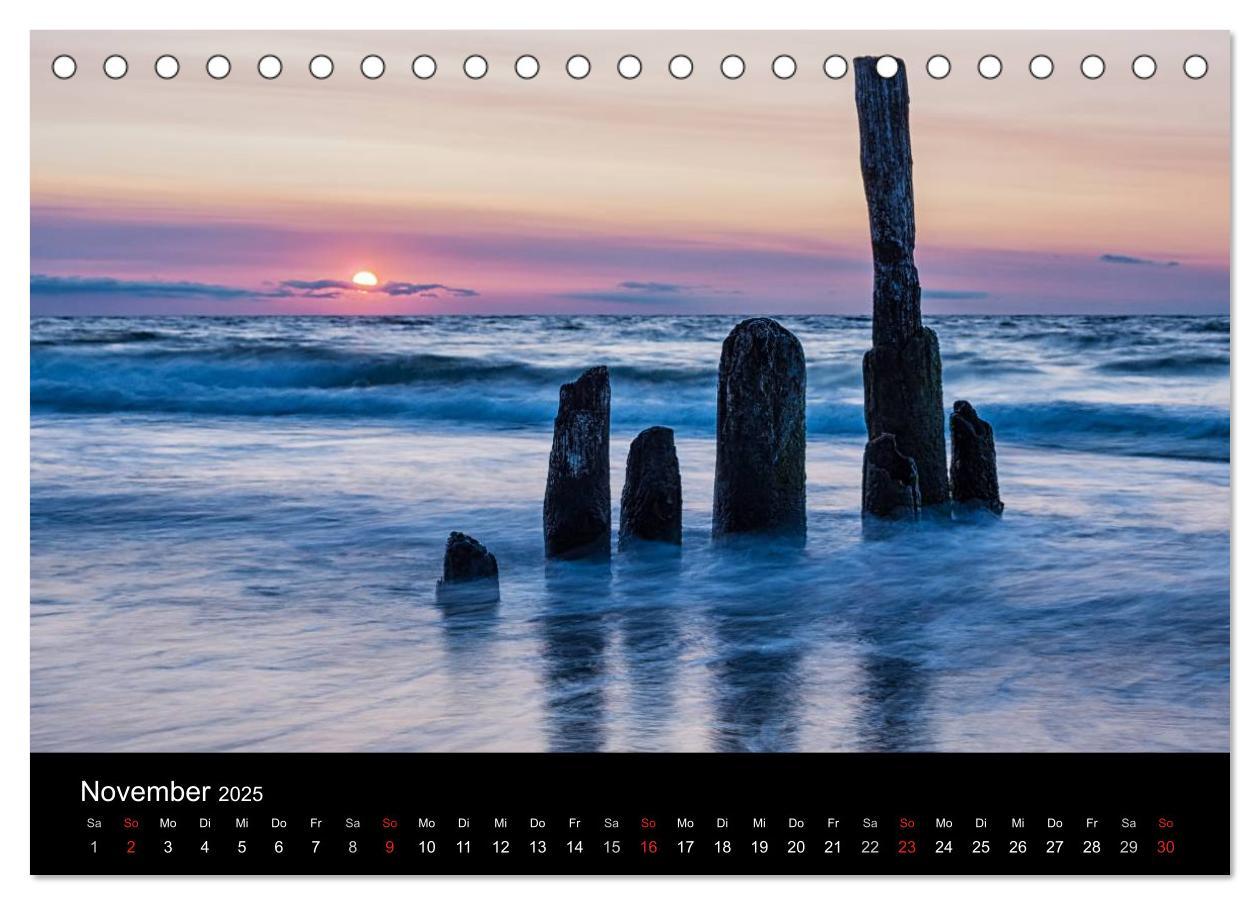 Bild: 9783435716791 | Unterwegs an der Küste der Ostsee (Tischkalender 2025 DIN A5 quer),...