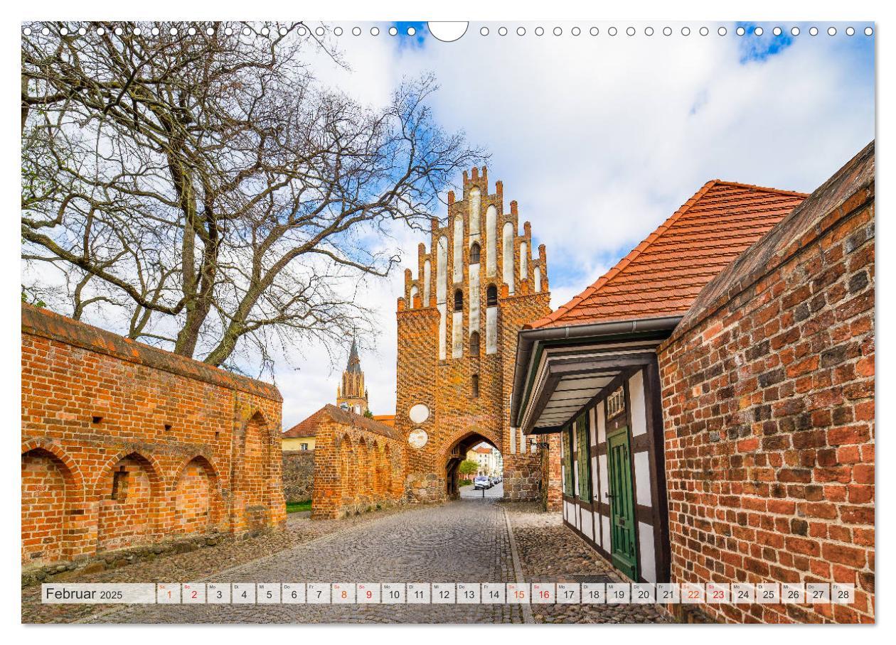 Bild: 9783435233915 | Neubrandenburg Impressionen (Wandkalender 2025 DIN A3 quer),...