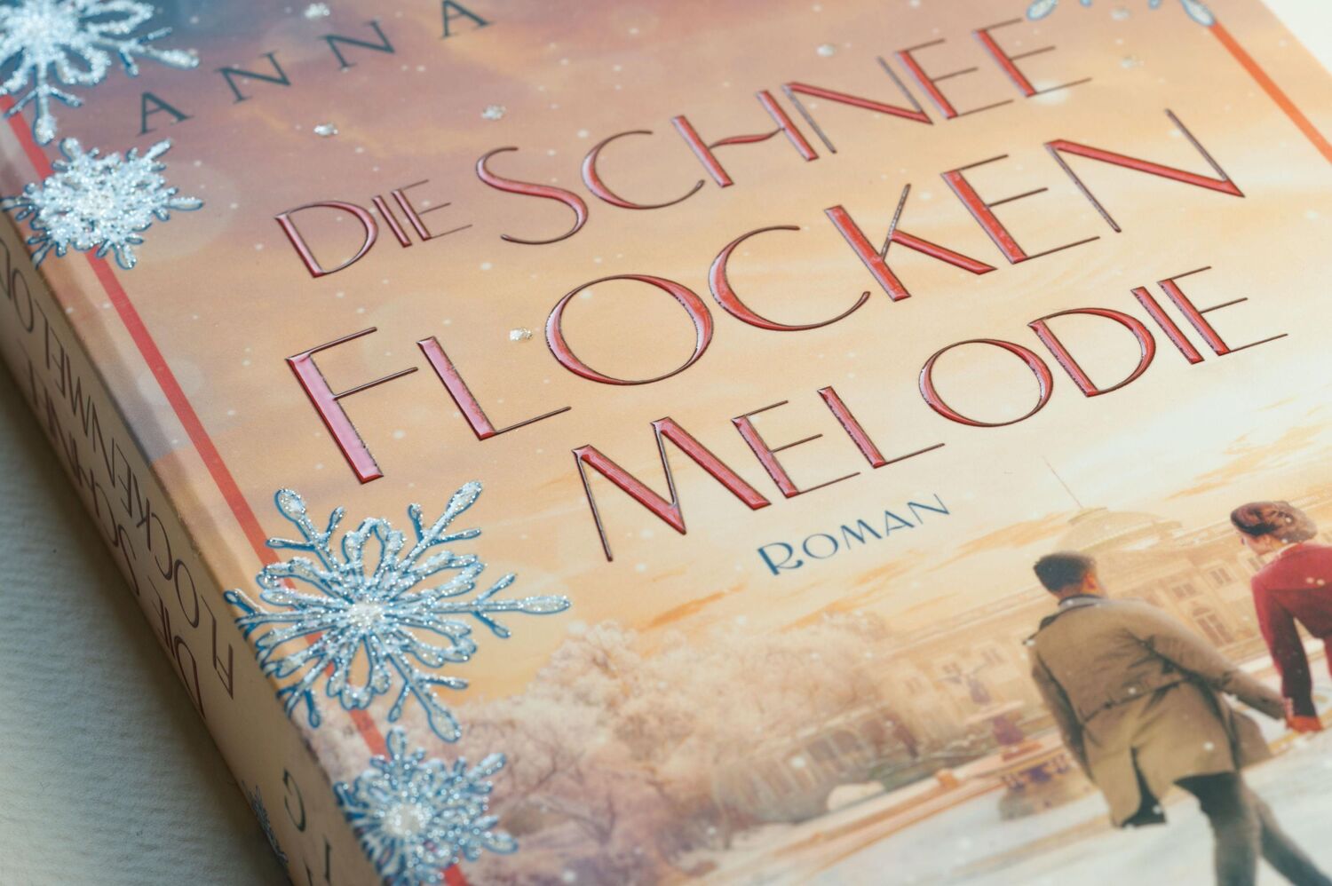 Bild: 9783734110658 | Die Schneeflockenmelodie | Roman | Anna Liebig | Taschenbuch | 336 S.