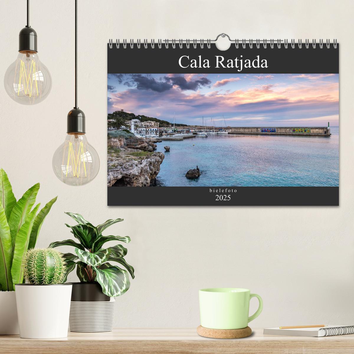 Bild: 9783435295043 | Cala Ratjada Kalender (Wandkalender 2025 DIN A4 quer), CALVENDO...