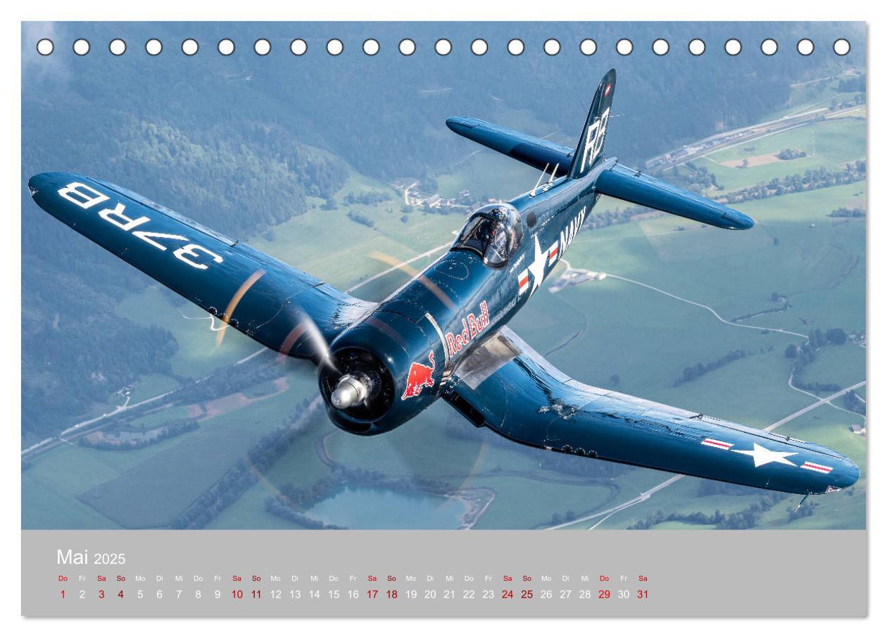 Bild: 9783435147366 | Fliegende Legenden - Warbirds (Tischkalender 2025 DIN A5 quer),...