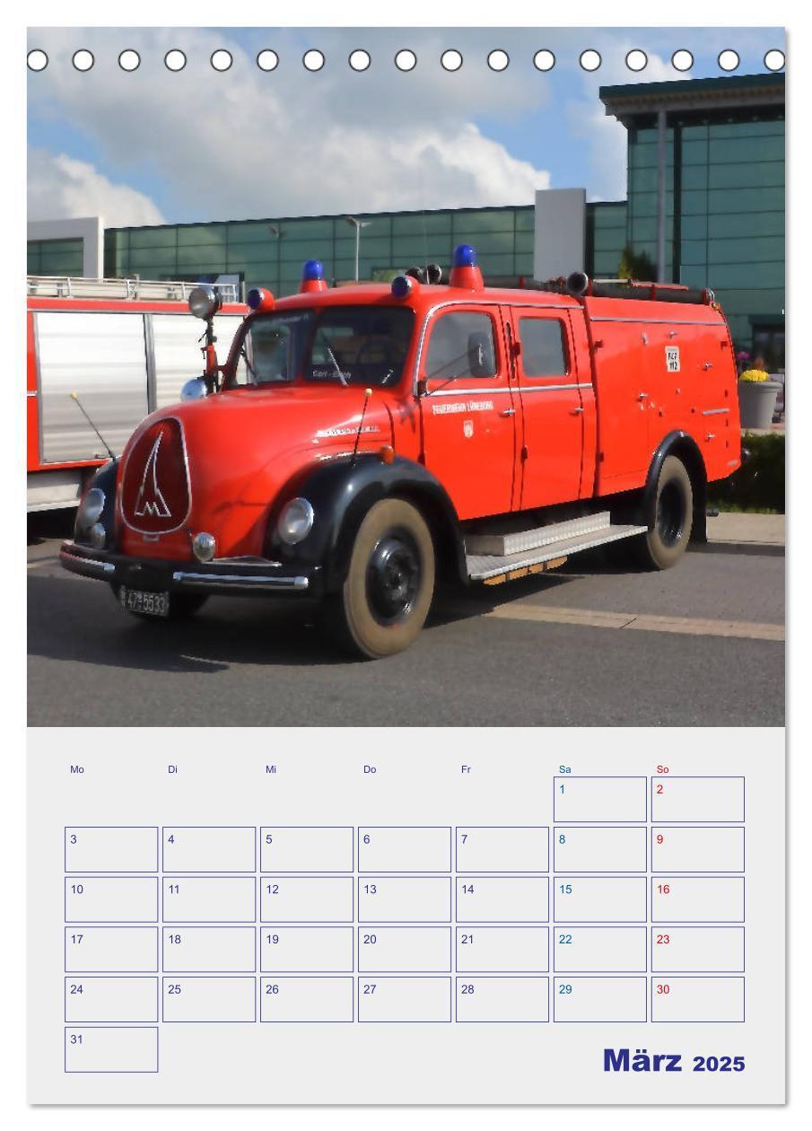 Bild: 9783435939947 | FEUERWEHR-Legende (Tischkalender 2025 DIN A5 hoch), CALVENDO...