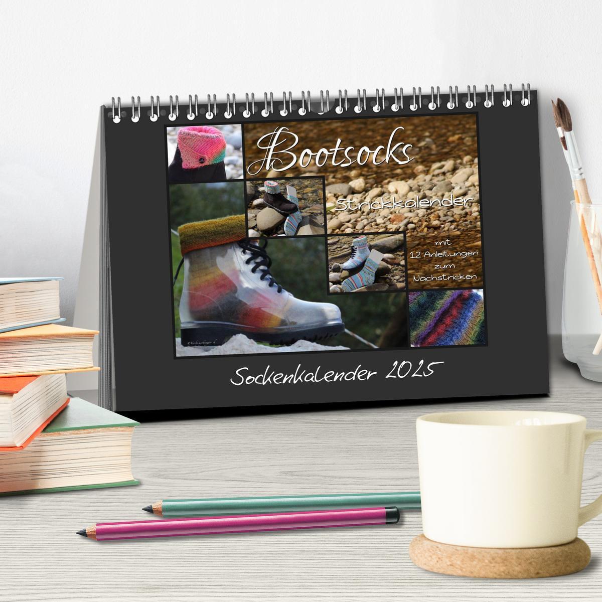 Bild: 9783435658862 | Sockenkalender Bootsocks 2025 (Tischkalender 2025 DIN A5 quer),...