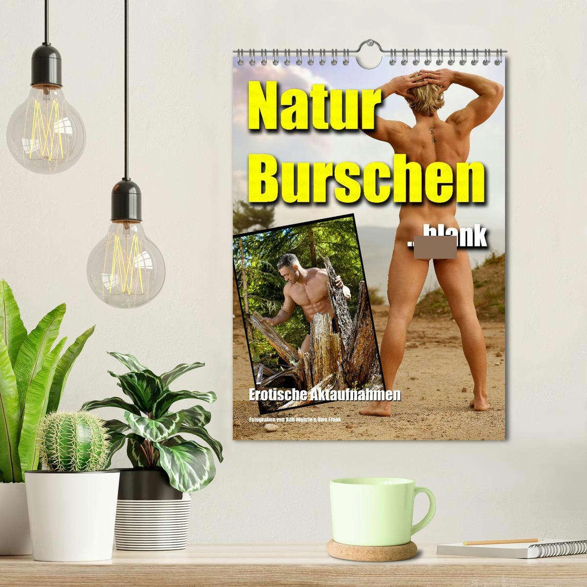 Bild: 9783435906055 | Naturburschen blank (Wandkalender 2025 DIN A4 hoch), CALVENDO...