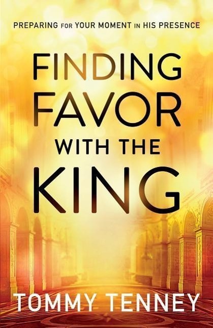 Cover: 9780764211720 | Finding Favor With the King - Preparing For Your Moment in His...