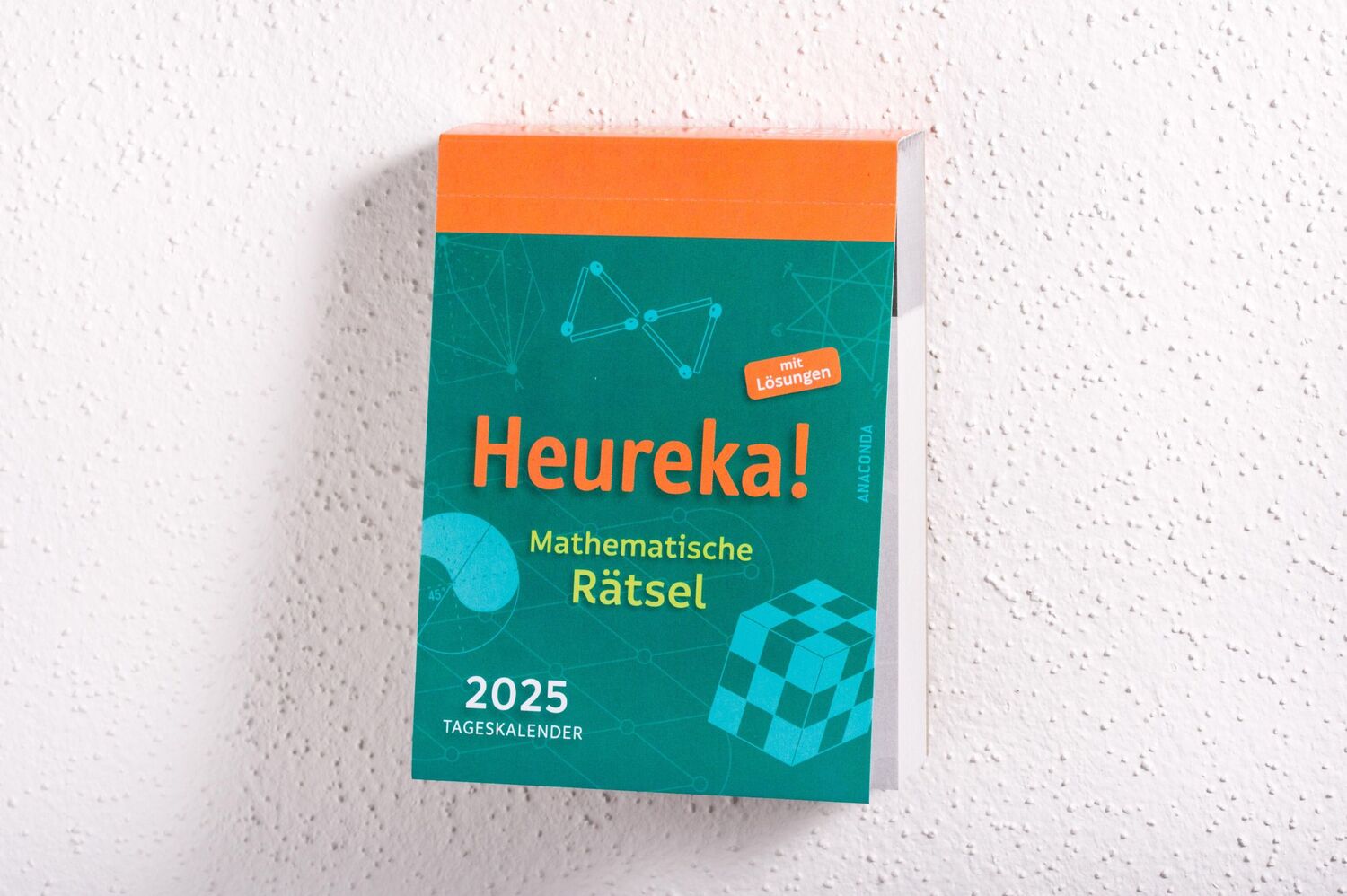 Bild: 9783730613368 | Heureka! Mathematische Rätsel 2025: Tageskalender mit Lösungen | Hemme