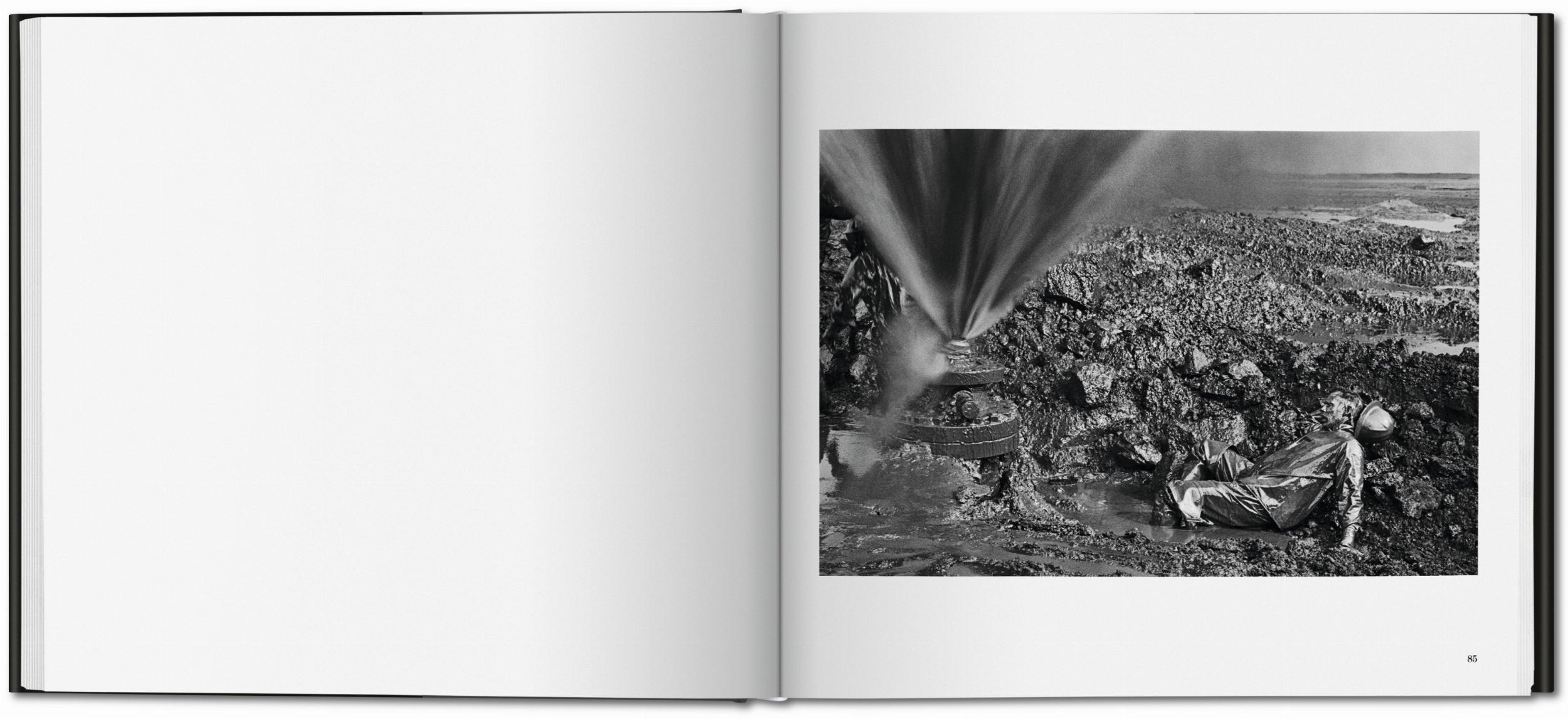 Bild: 9783836561259 | Sebastião Salgado. Kuwait. A Desert on Fire | Kuwait, a Desert on Fire