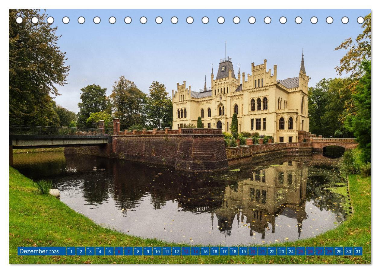 Bild: 9783435412860 | Leer - Das Tor zu Ostfriesland (Tischkalender 2025 DIN A5 quer),...