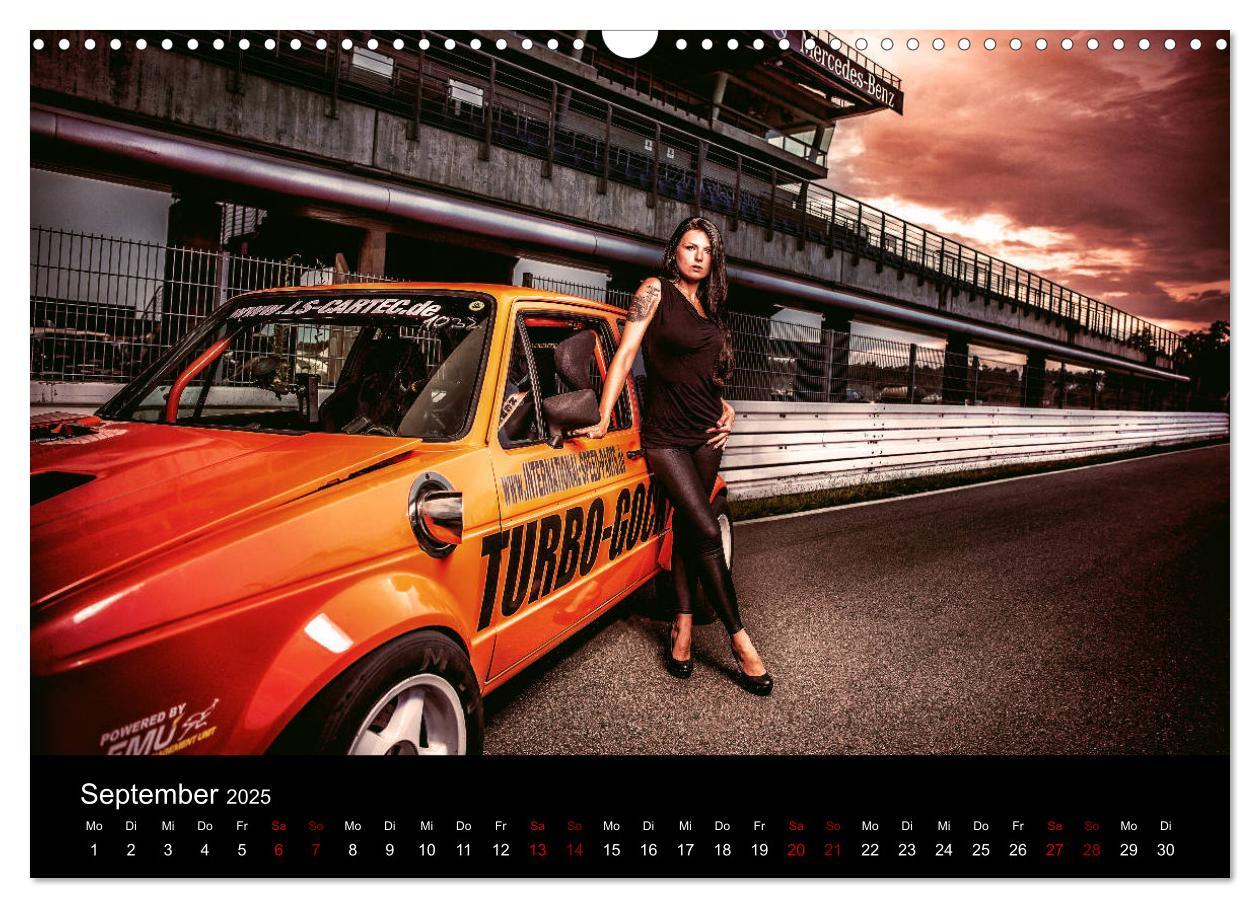 Bild: 9783435396825 | Cars and Girls (Wandkalender 2025 DIN A3 quer), CALVENDO...