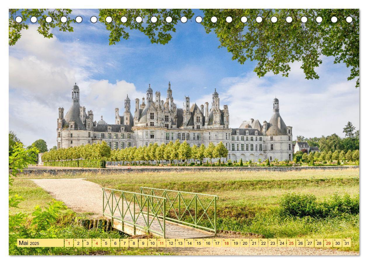 Bild: 9783383800429 | Châteaux. Im Tal der Loire (Tischkalender 2025 DIN A5 quer),...