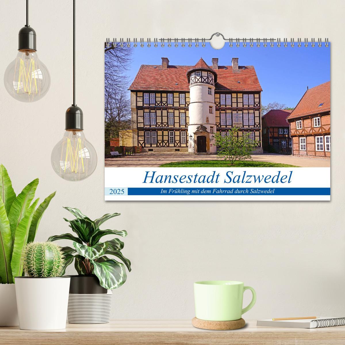 Bild: 9783435240111 | Hansestadt Salzwedel (Wandkalender 2025 DIN A4 quer), CALVENDO...