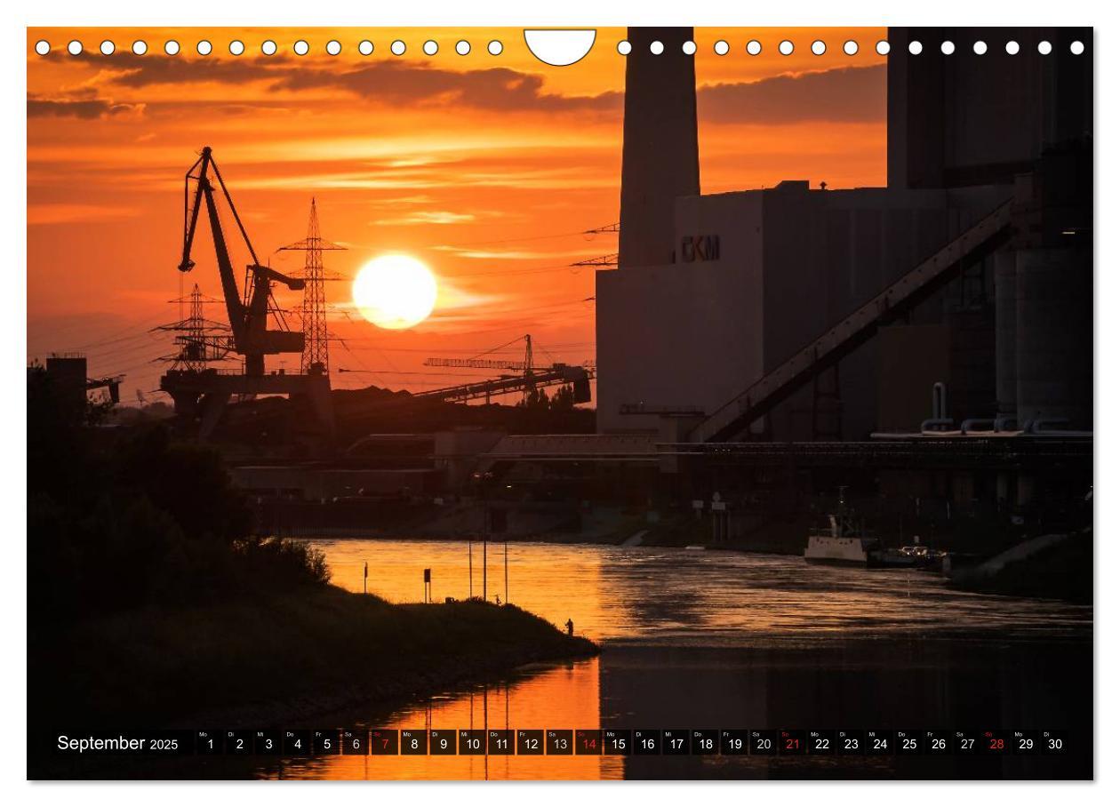 Bild: 9783435598373 | Mannheim 2025 - wenn es Nacht wird im Hafen (Wandkalender 2025 DIN...