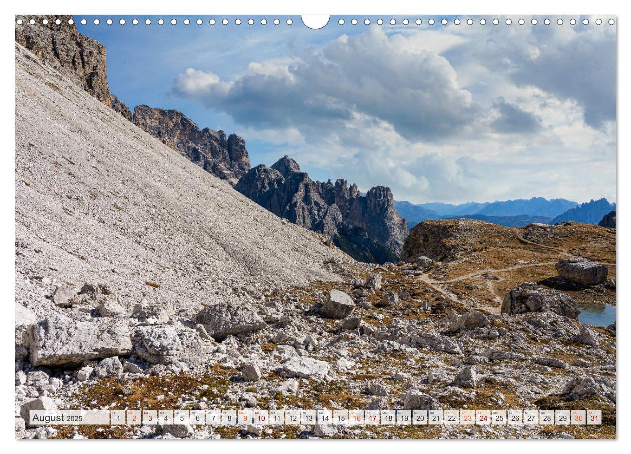 Bild: 9783383997631 | Bergwanderung Dolomiten rund um die Drei Zinnen (Wandkalender 2025...