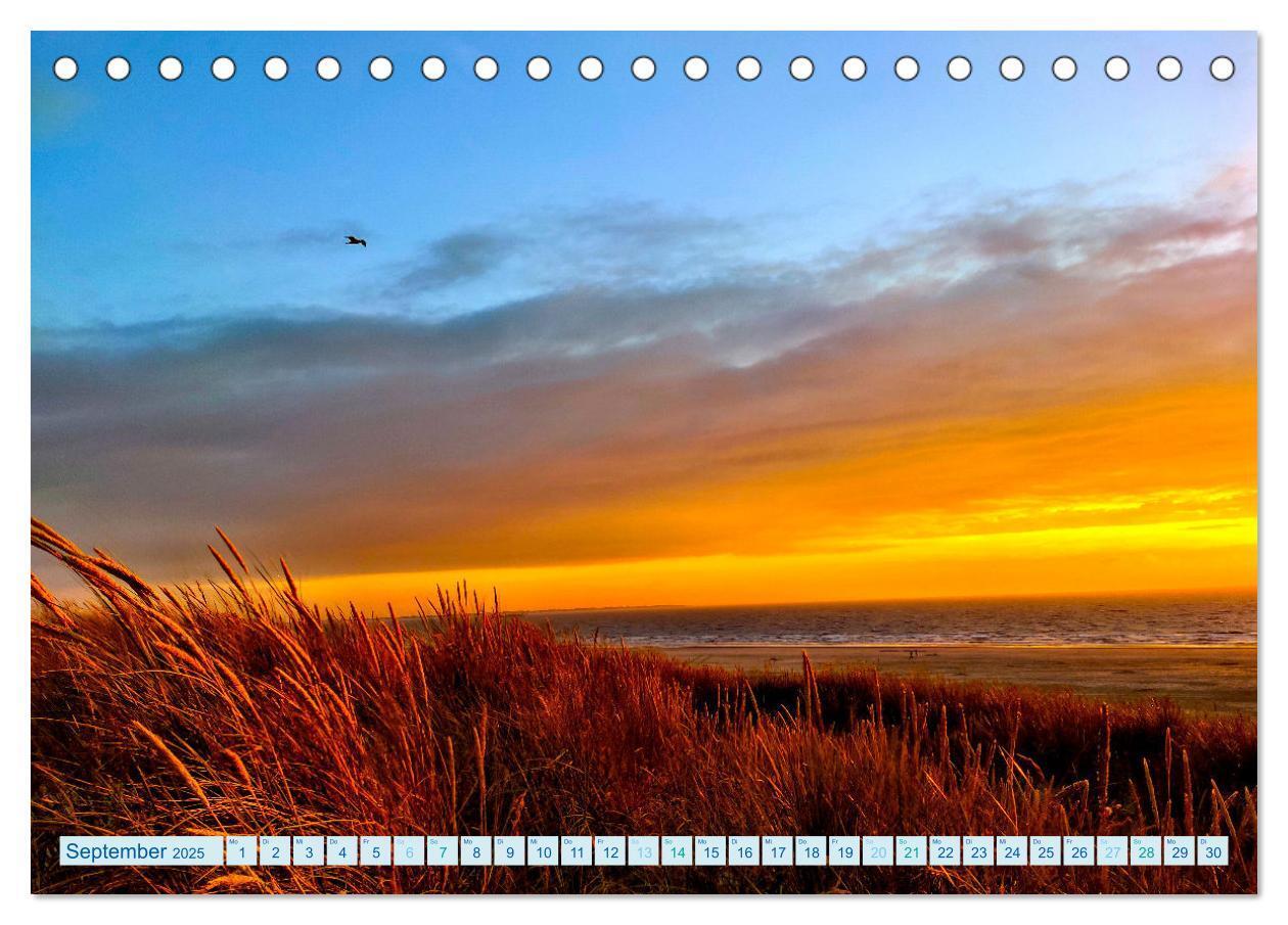 Bild: 9783435080007 | Beach Light Inspiration (Tischkalender 2025 DIN A5 quer), CALVENDO...