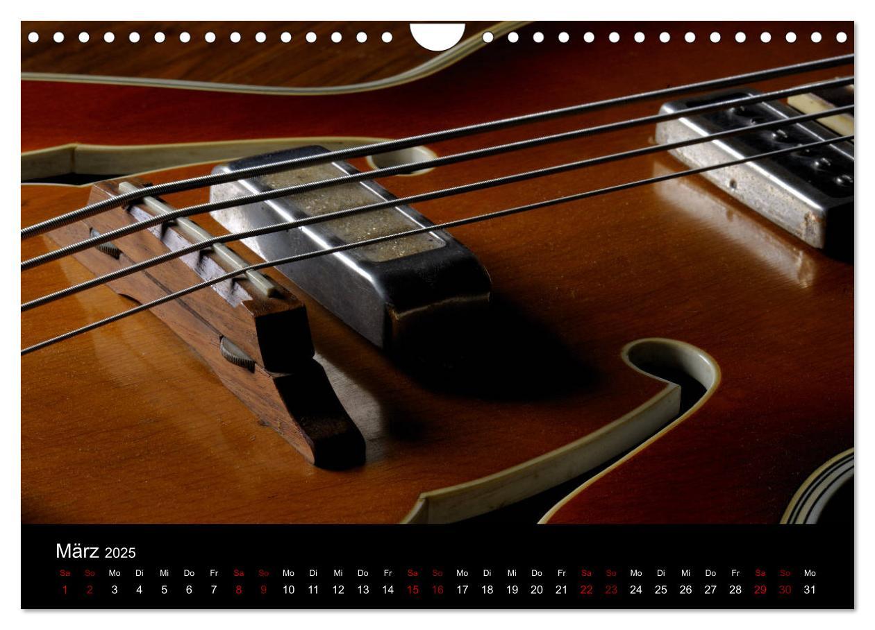 Bild: 9783435432431 | Feinheiten - Alte Gitarren im Detail (Wandkalender 2025 DIN A4...