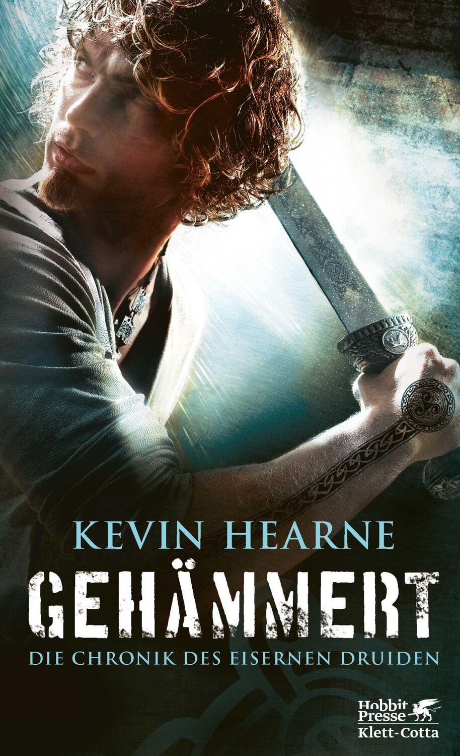 Cover: 9783608988390 | Gehämmert | Die Chronik des Eisernen Druiden 3 | Kevin Hearne | Buch