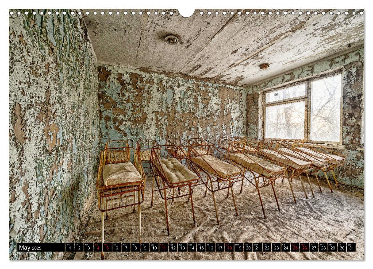 Bild: 9781325939282 | Chernobyl - The exclusion zone (Wall Calendar 2025 DIN A3...