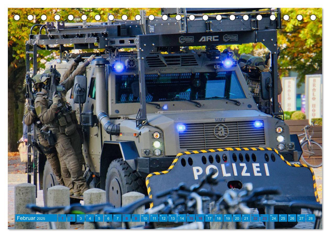 Bild: 9783383909016 | Aktionstag der Polizei (Tischkalender 2025 DIN A5 quer), CALVENDO...