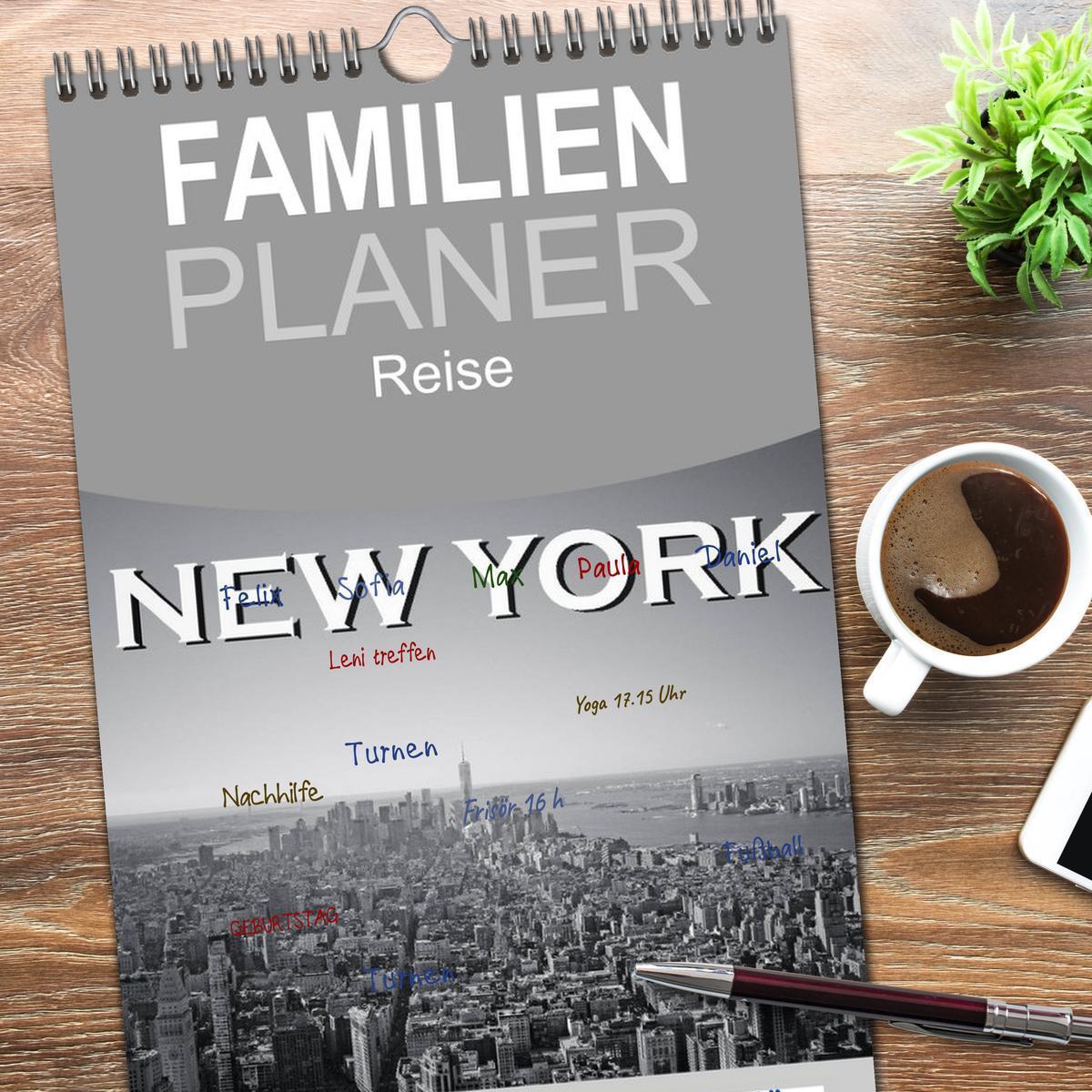 Bild: 9783457120927 | Familienplaner 2025 - New York in schwarz weiss mit 5 Spalten...