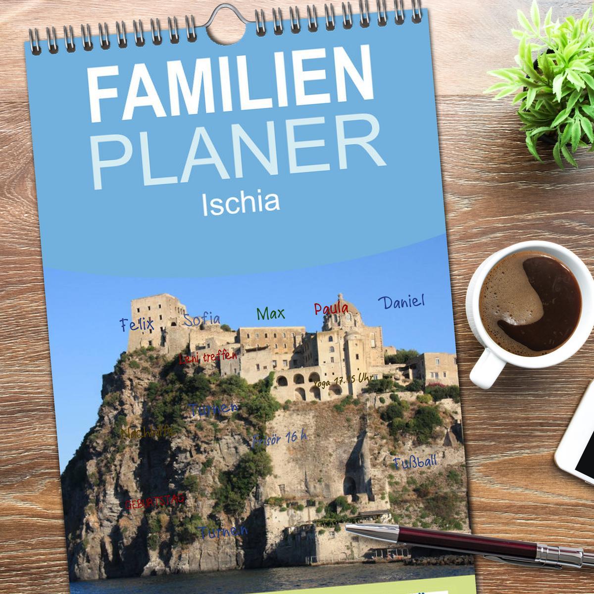 Bild: 9783457120149 | Familienplaner 2025 - Ischia mit 5 Spalten (Wandkalender, 21 x 45...