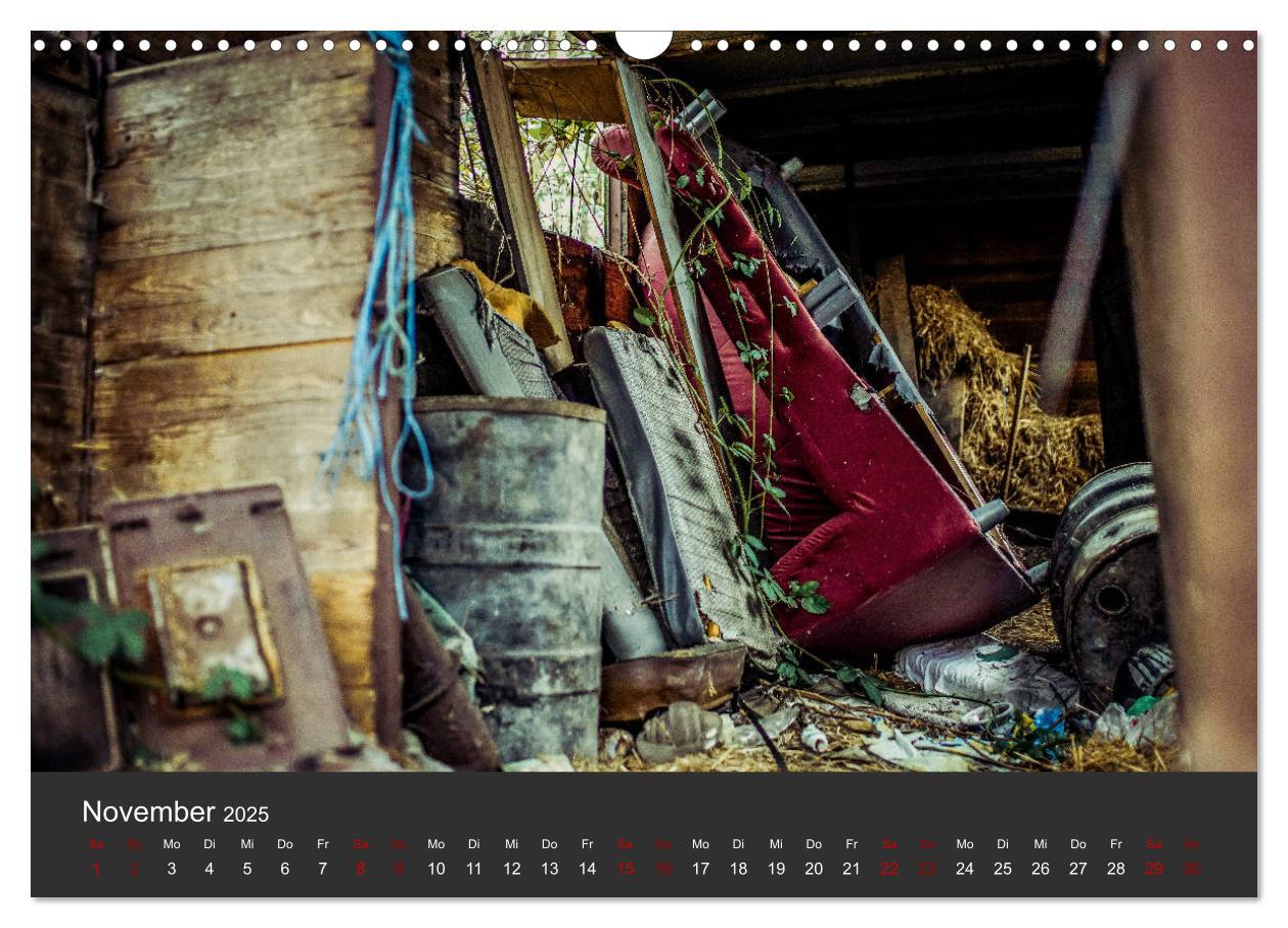 Bild: 9783435217434 | Verlassene Orte - Ein Lost Places Kalender (Wandkalender 2025 DIN...