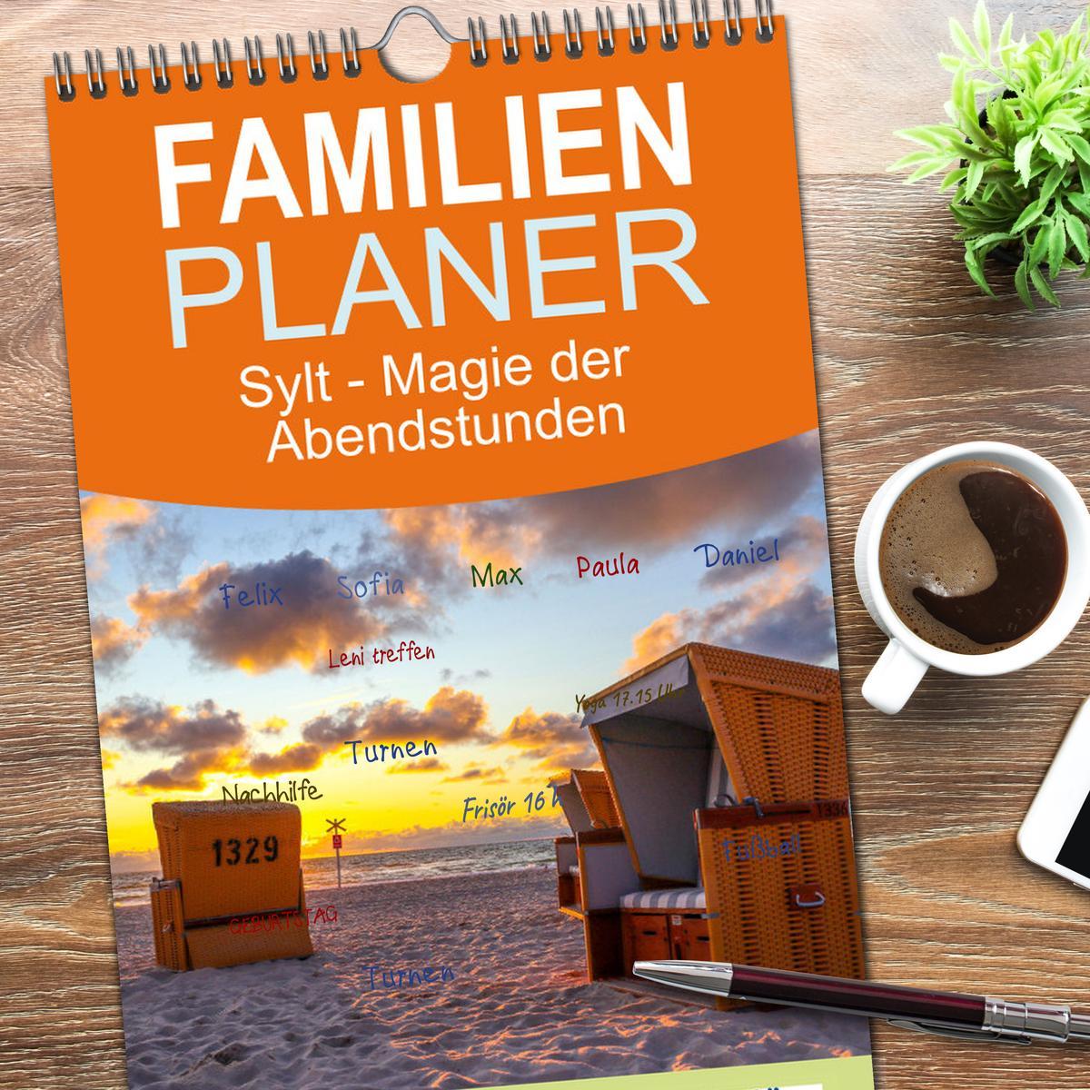 Bild: 9783457091357 | Familienplaner 2025 - Sylt - Magie der Abendstunden mit 5 Spalten...