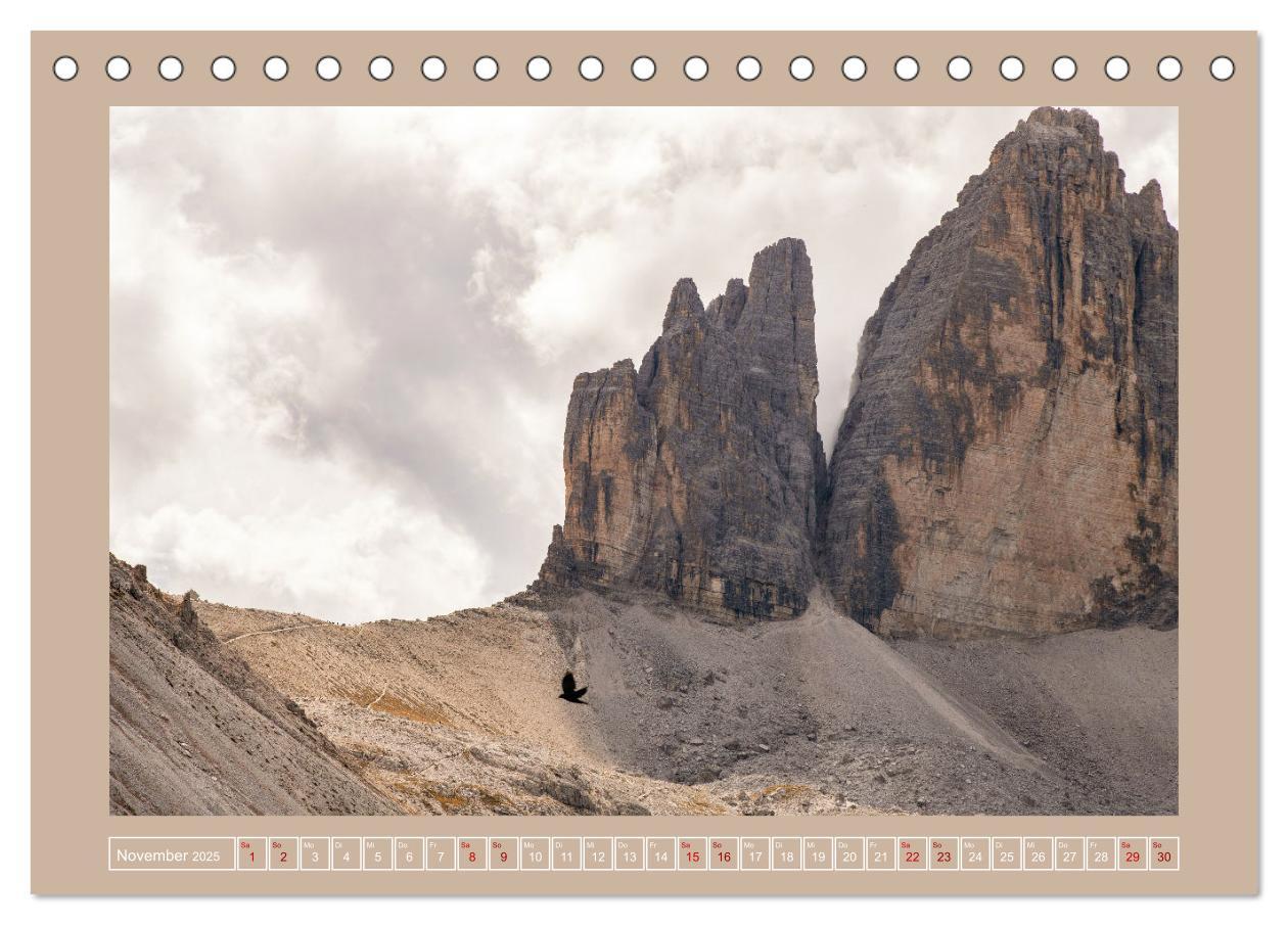 Bild: 9783383935770 | Südtiroler Dolomiten (Tischkalender 2025 DIN A5 quer), CALVENDO...