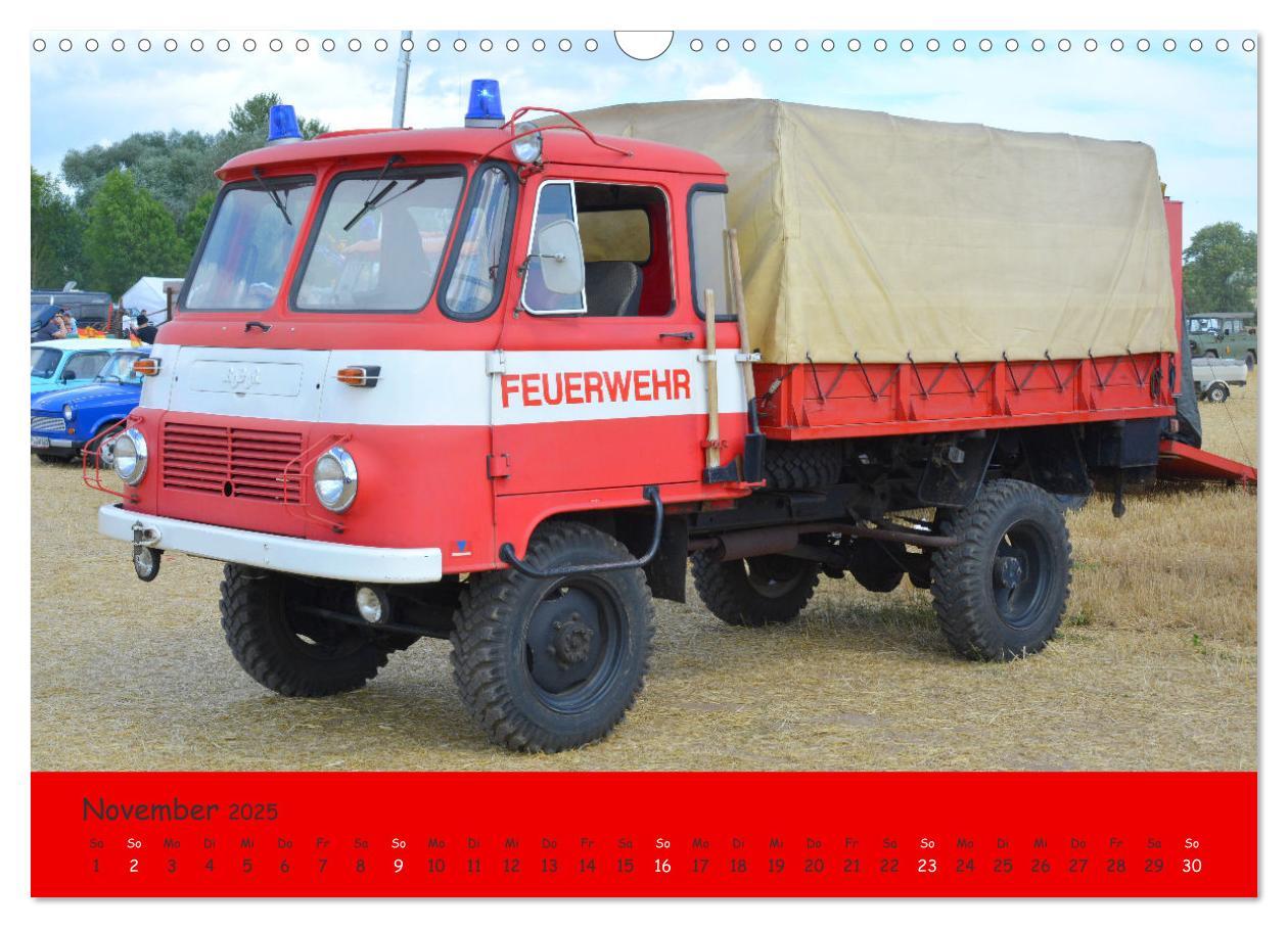 Bild: 9783457186664 | DDR Feuerwehr Klassiker (Wandkalender 2025 DIN A3 quer), CALVENDO...