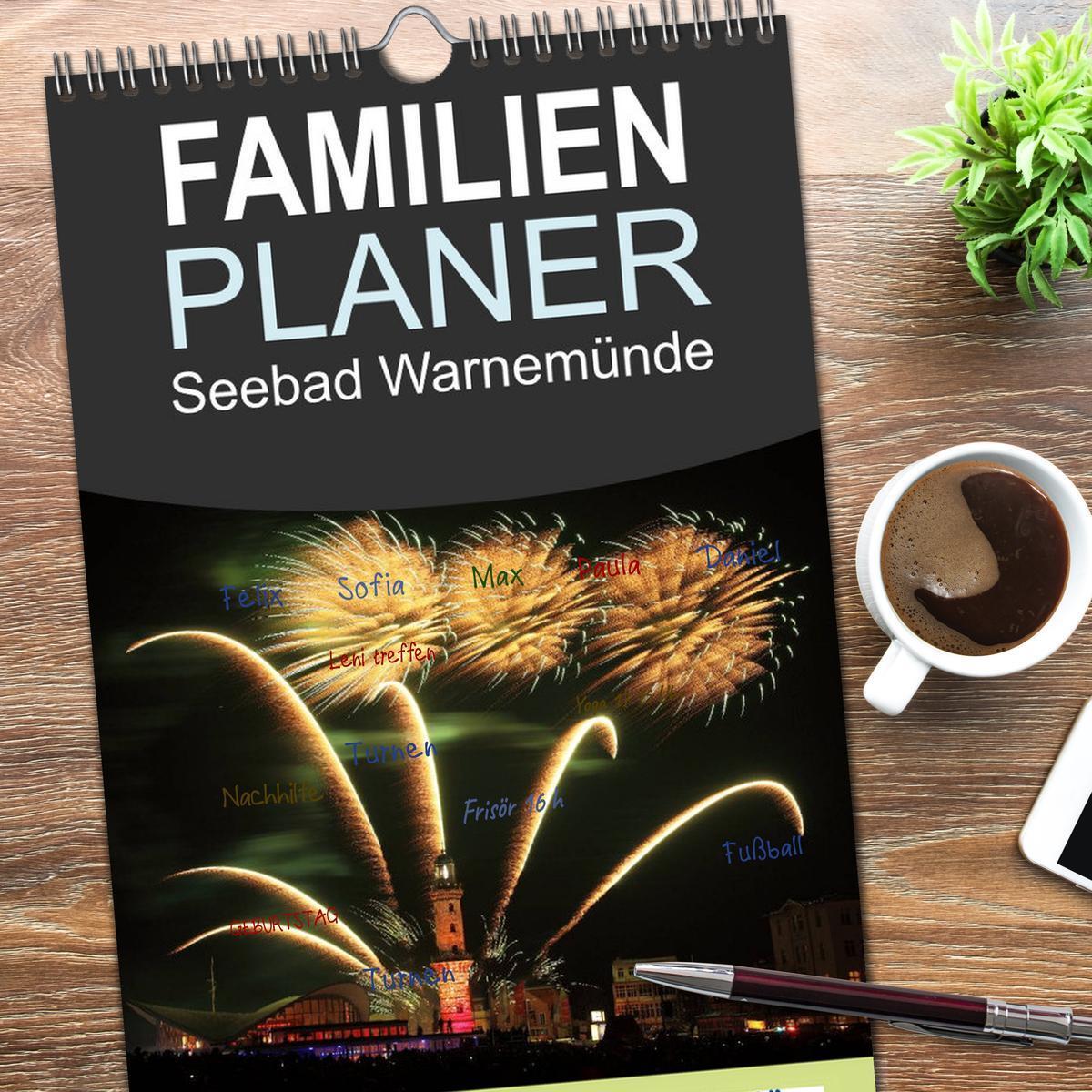 Bild: 9783457114292 | Familienplaner 2025 - Seebad Warnemünde mit 5 Spalten...