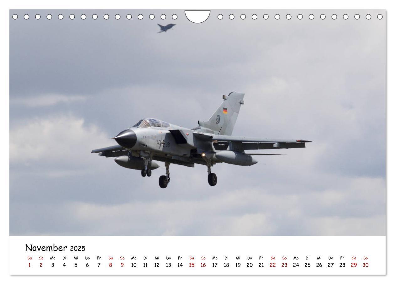 Bild: 9783435349746 | Militärjets Panavia Tornado (Wandkalender 2025 DIN A4 quer),...