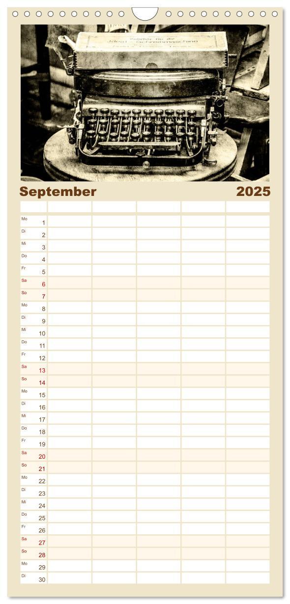 Bild: 9783457123362 | Familienplaner 2025 - Retro mit 5 Spalten (Wandkalender, 21 x 45...