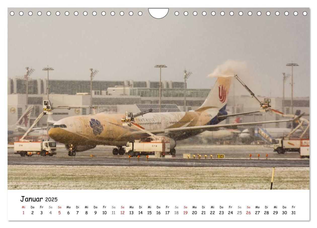 Bild: 9783435687848 | Airliner in München / 2025 (Wandkalender 2025 DIN A4 quer),...