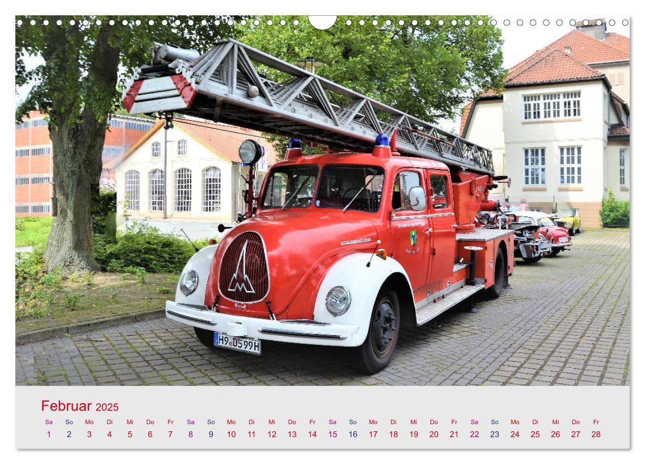 Bild: 9783435213177 | Oldtimer-FEUERWEHR (Wandkalender 2025 DIN A3 quer), CALVENDO...