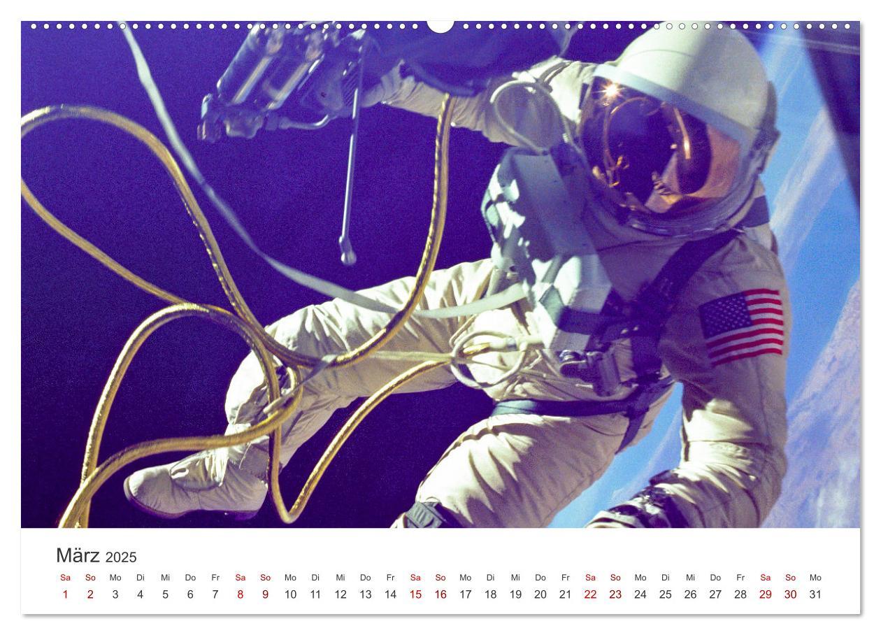 Bild: 9783457181690 | Astronauten - Menschen im Weltall (Wandkalender 2025 DIN A2 quer),...