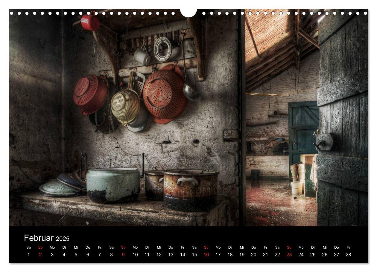 Bild: 9783435621019 | Lost Places - Auch der Verfall hat seinen Charme (Wandkalender 2025...