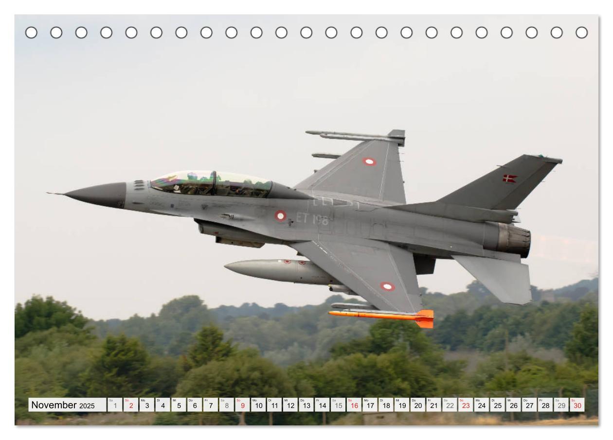 Bild: 9783435293186 | Militärjets am Boden und in der Luft (Tischkalender 2025 DIN A5...