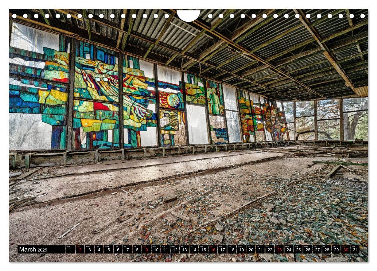 Bild: 9781325942251 | Chernobyl - The exclusion zone (Wall Calendar 2025 DIN A4...