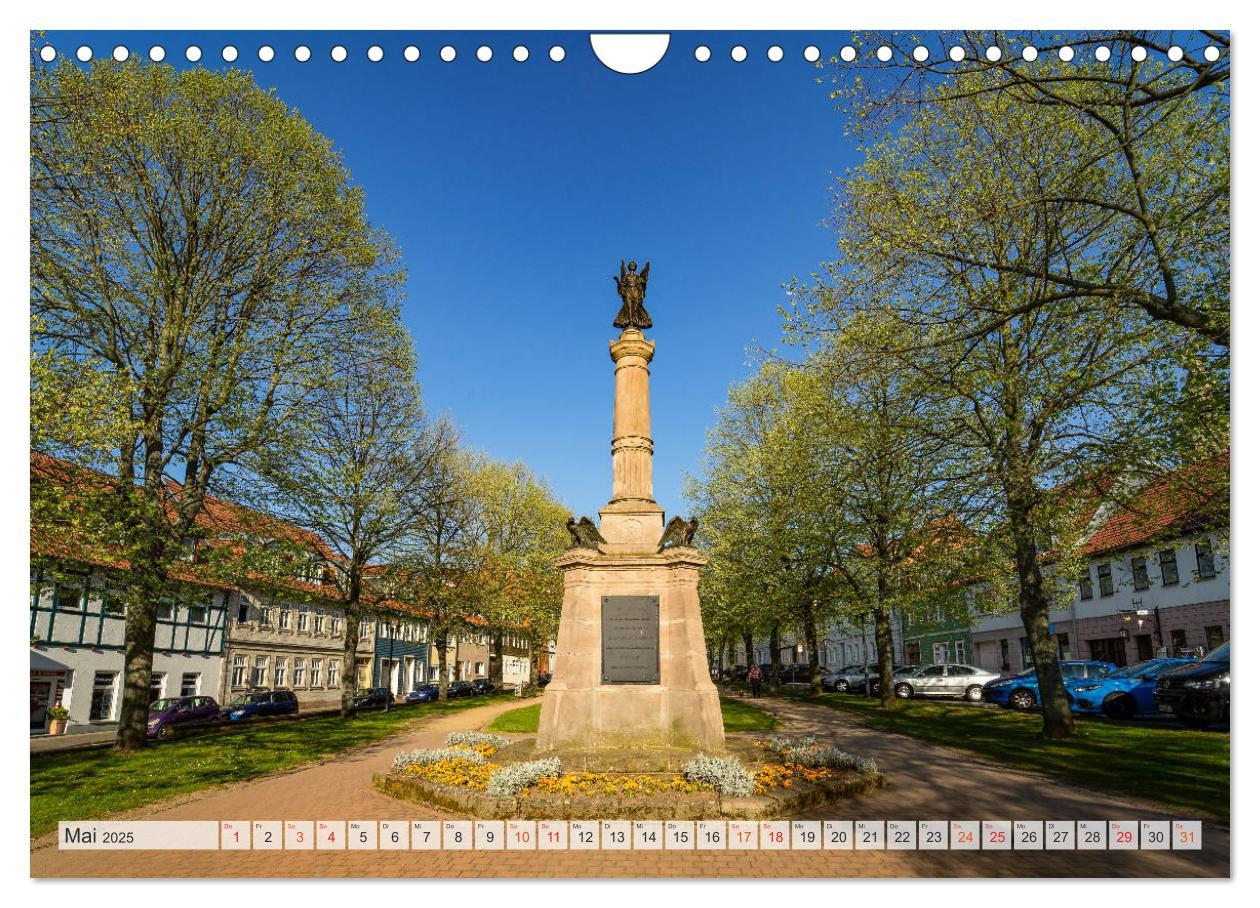 Bild: 9783435237456 | Heilbad Heiligenstadt Impressionen (Wandkalender 2025 DIN A4 quer),...