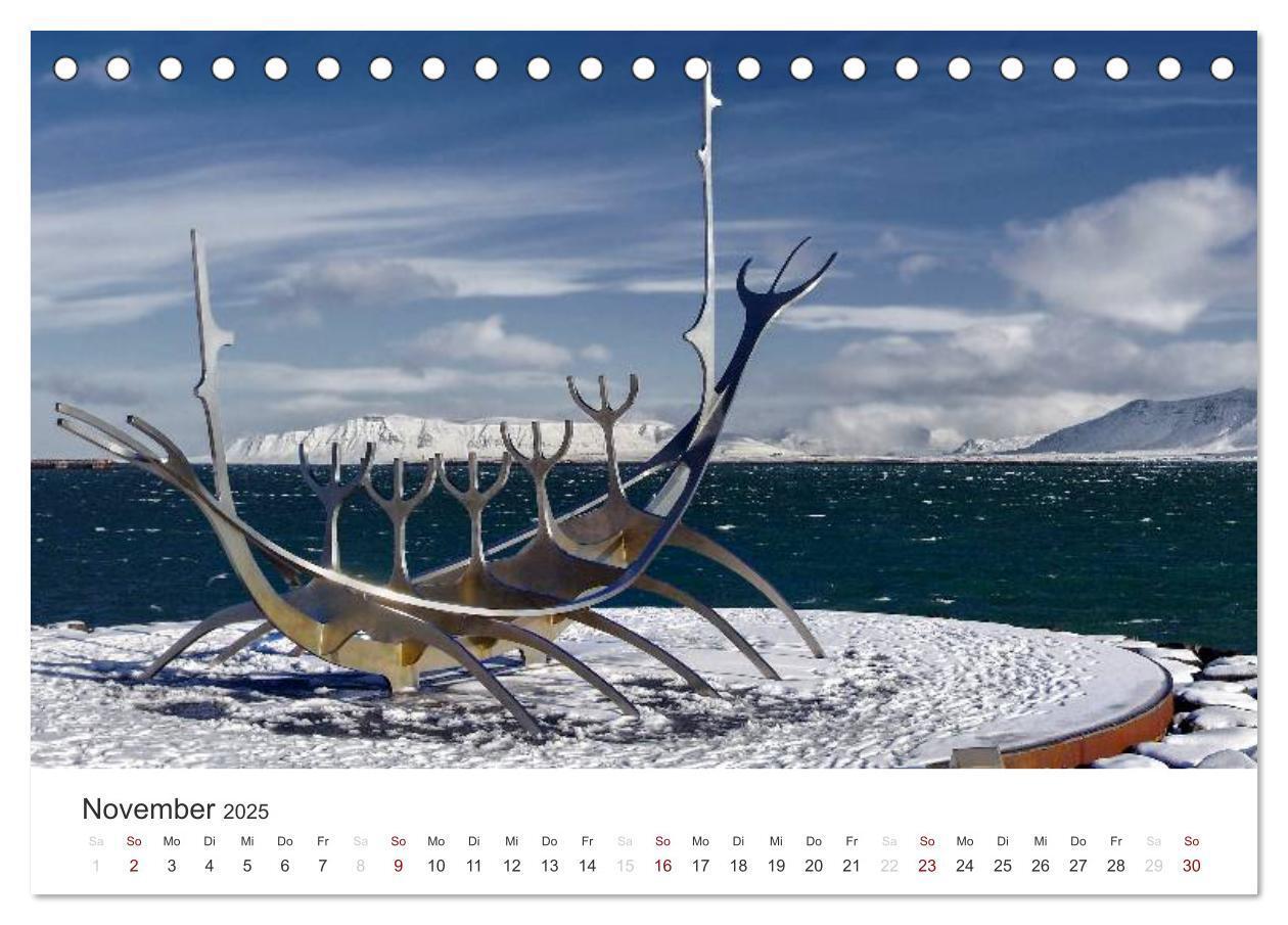 Bild: 9783435776450 | Reykjavìk 64° 08' N (Tischkalender 2025 DIN A5 quer), CALVENDO...