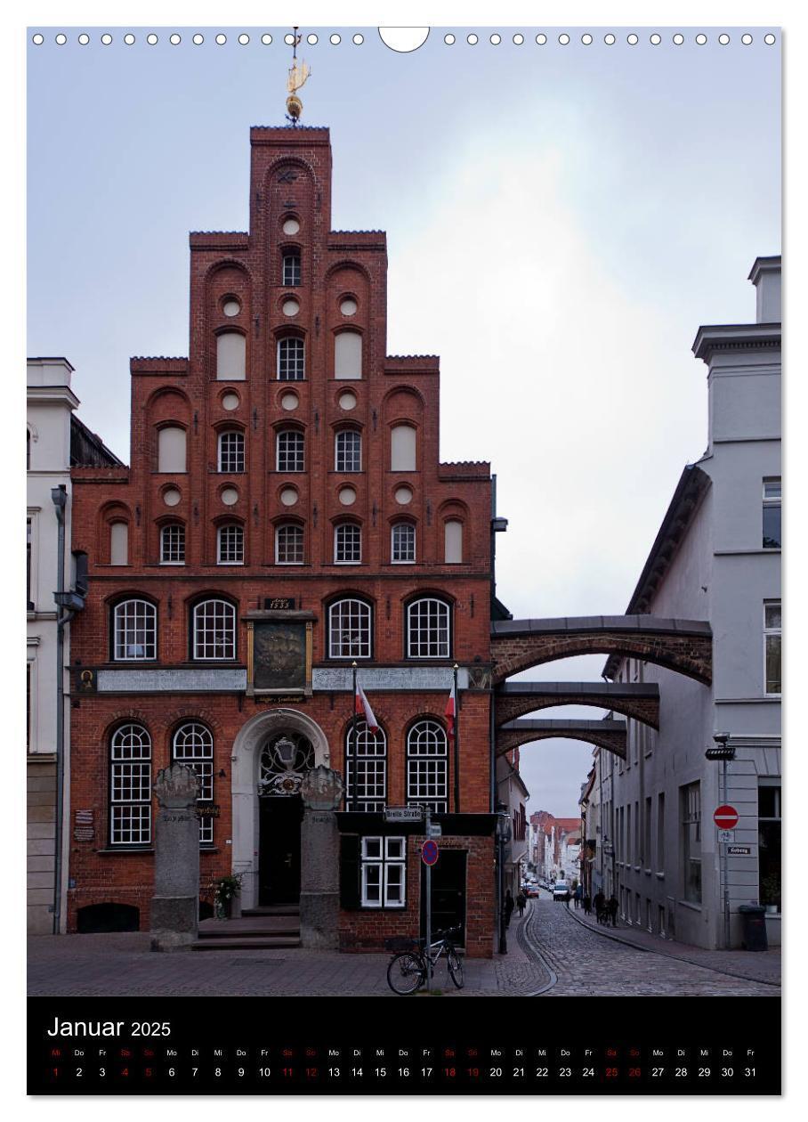 Bild: 9783435993666 | Lübeck - Hanseschönheit in Insellage (Wandkalender 2025 DIN A3...