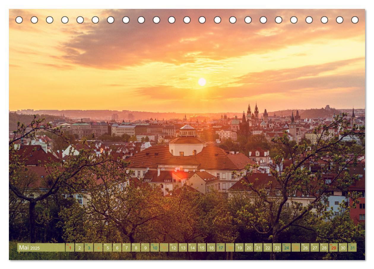 Bild: 9783383915376 | Aussichten auf Prag (Tischkalender 2025 DIN A5 quer), CALVENDO...