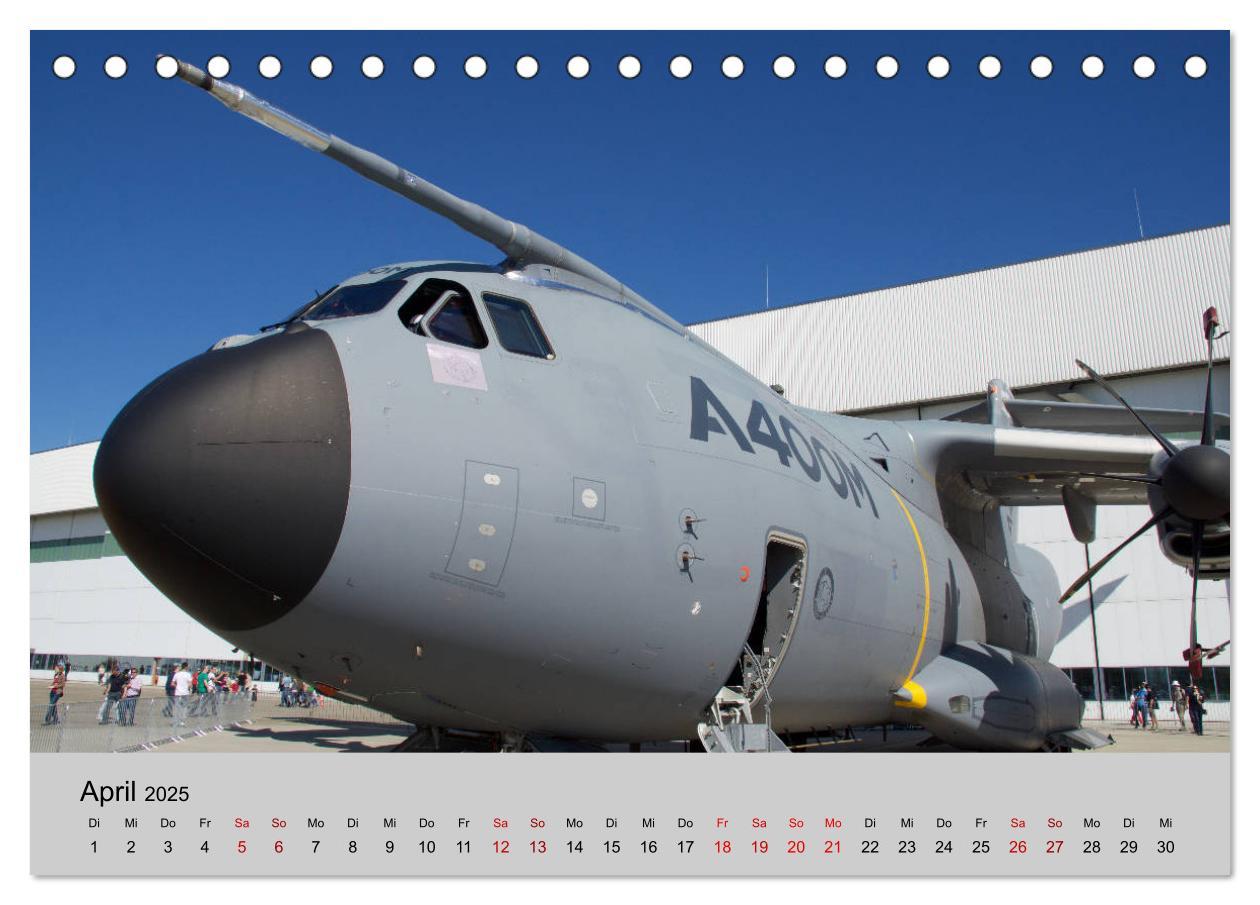 Bild: 9783435374601 | Transportflugzeug Airbus A400M Atlas (Tischkalender 2025 DIN A5...