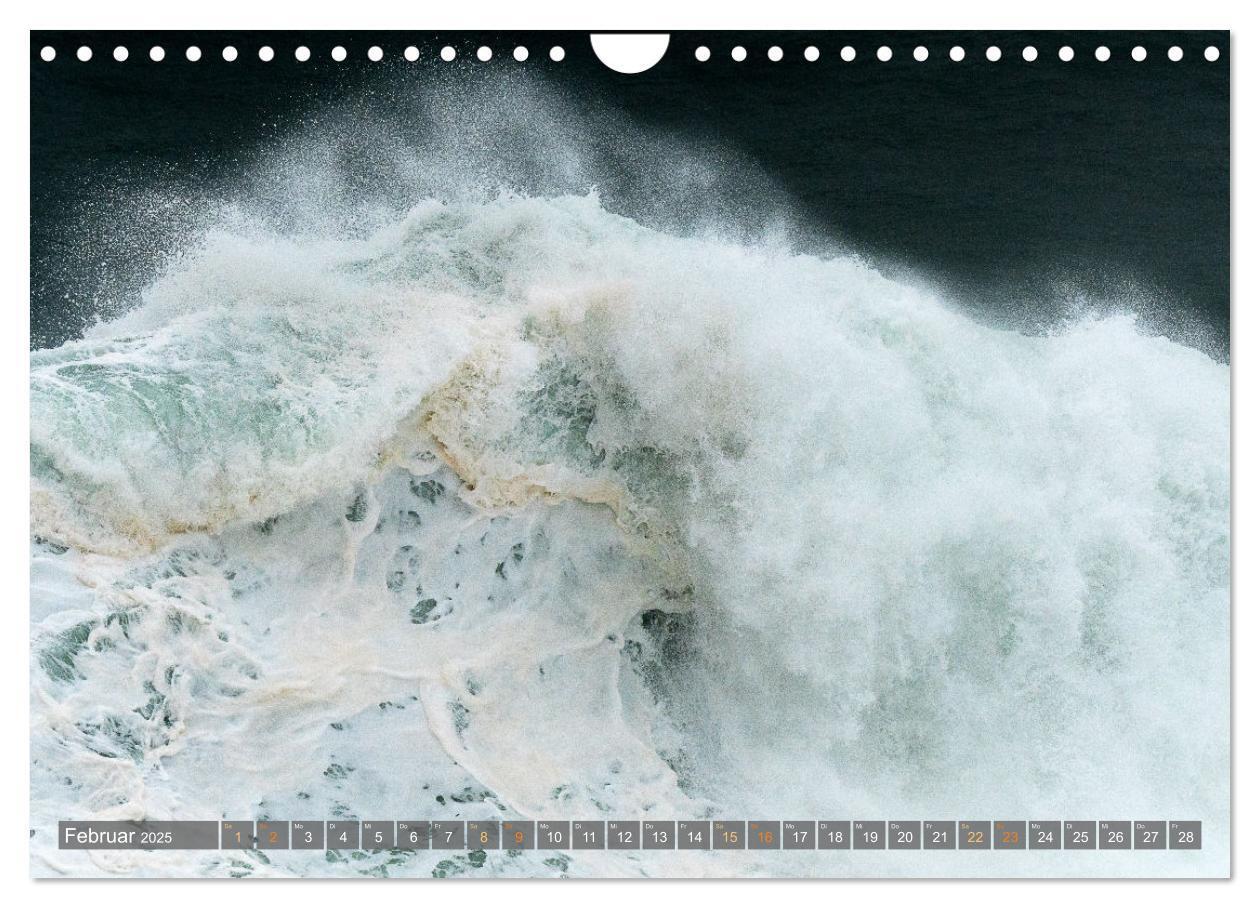 Bild: 9783457199497 | OCEAN POWER - Die Riesenwellen von Nazaré (Wandkalender 2025 DIN A4...