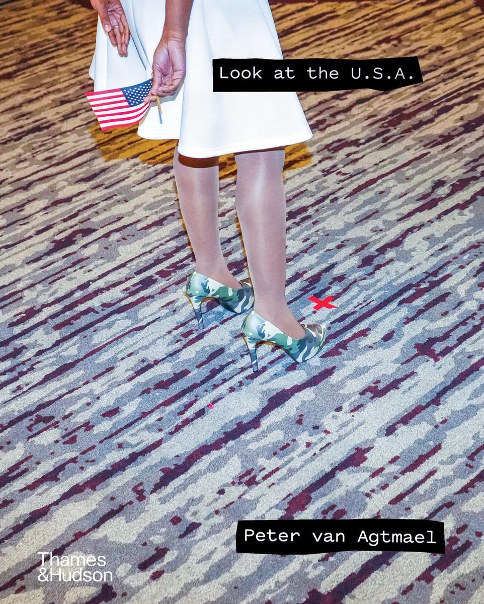 Cover: 9780500027028 | Look at the U.S.A. | A Diary of War and Home | Peter van Agtmael