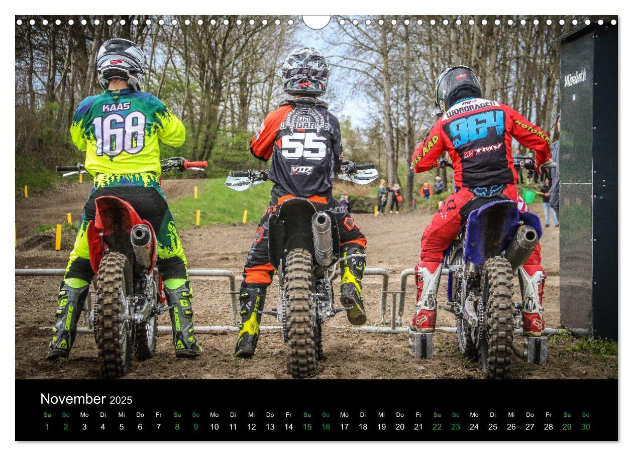 Bild: 9783435374335 | Motocross Ladies 2025 (Wandkalender 2025 DIN A3 quer), CALVENDO...