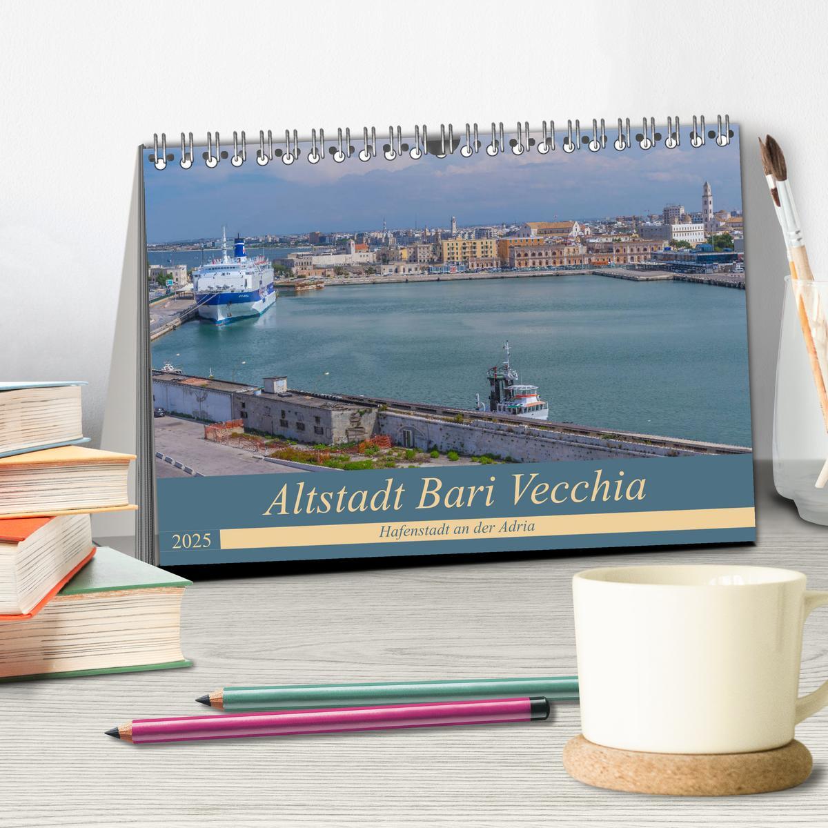 Bild: 9783435302093 | Altstadt Bari Vecchia (Tischkalender 2025 DIN A5 quer), CALVENDO...