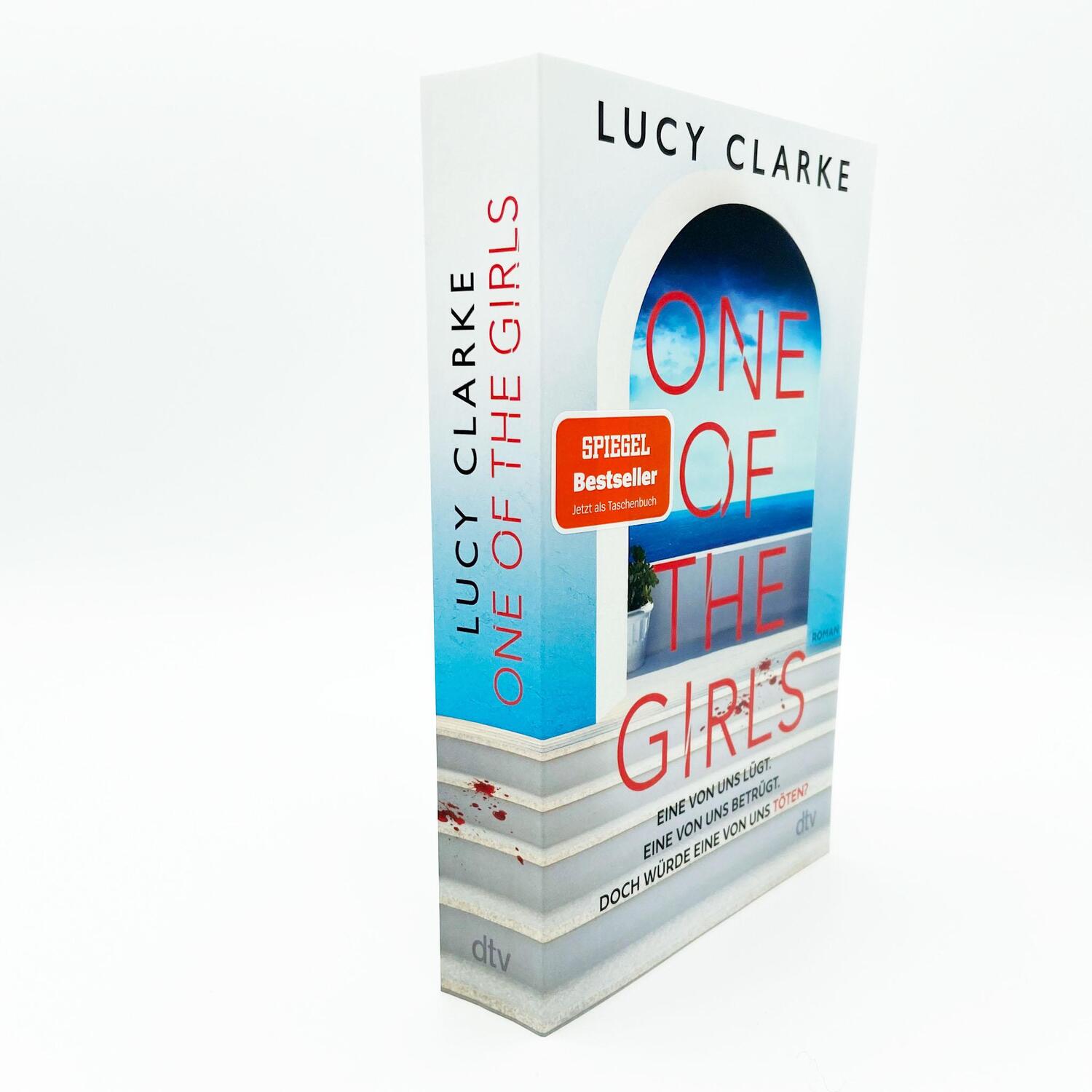 Bild: 9783423220682 | One of the Girls | Lucy Clarke | Taschenbuch | 448 S. | Deutsch | 2024