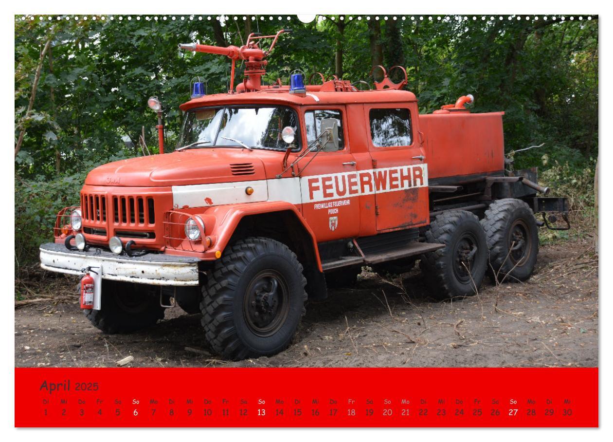 Bild: 9783457186701 | DDR Feuerwehr Klassiker (Wandkalender 2025 DIN A2 quer), CALVENDO...