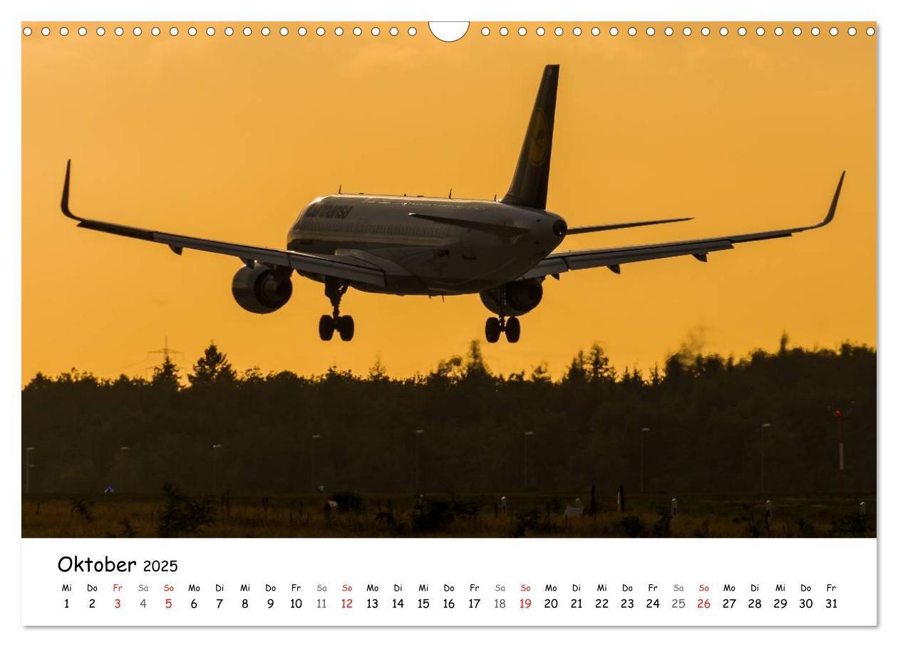 Bild: 9783435778409 | Airliners in Frankfurt (Wandkalender 2025 DIN A3 quer), CALVENDO...